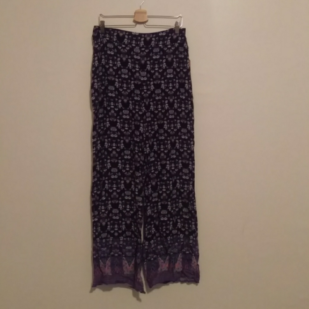 Pattered pants